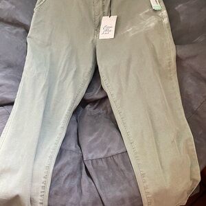 Green Straight Leg Jeans with Classic Style